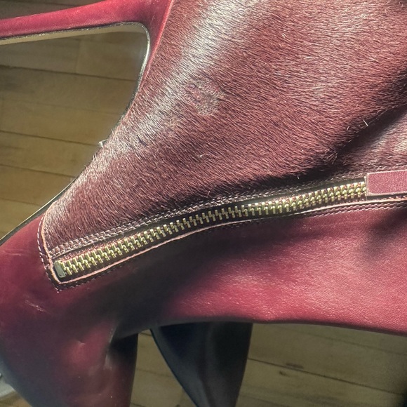 NEW MICHAEL KORS Burgundy heeled booties leather and calf fur 8.5 *READ - Picture 3 of 6